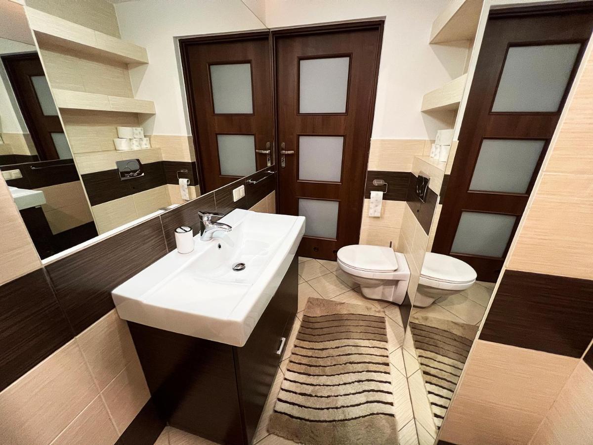 M5 Apartment *